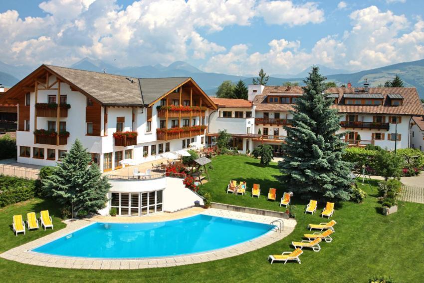 Hotel Langhof Natz-Schabs Εξωτερικό φωτογραφία